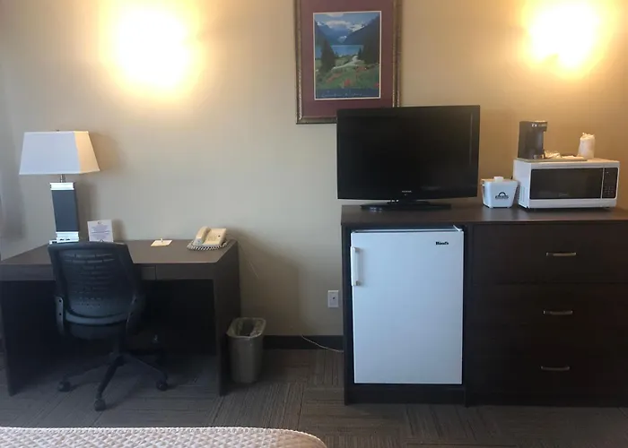 Days Inn By Wyndham Hinton